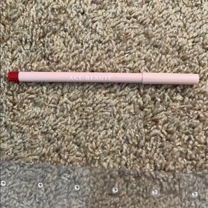 New Ace Beaute lip liner